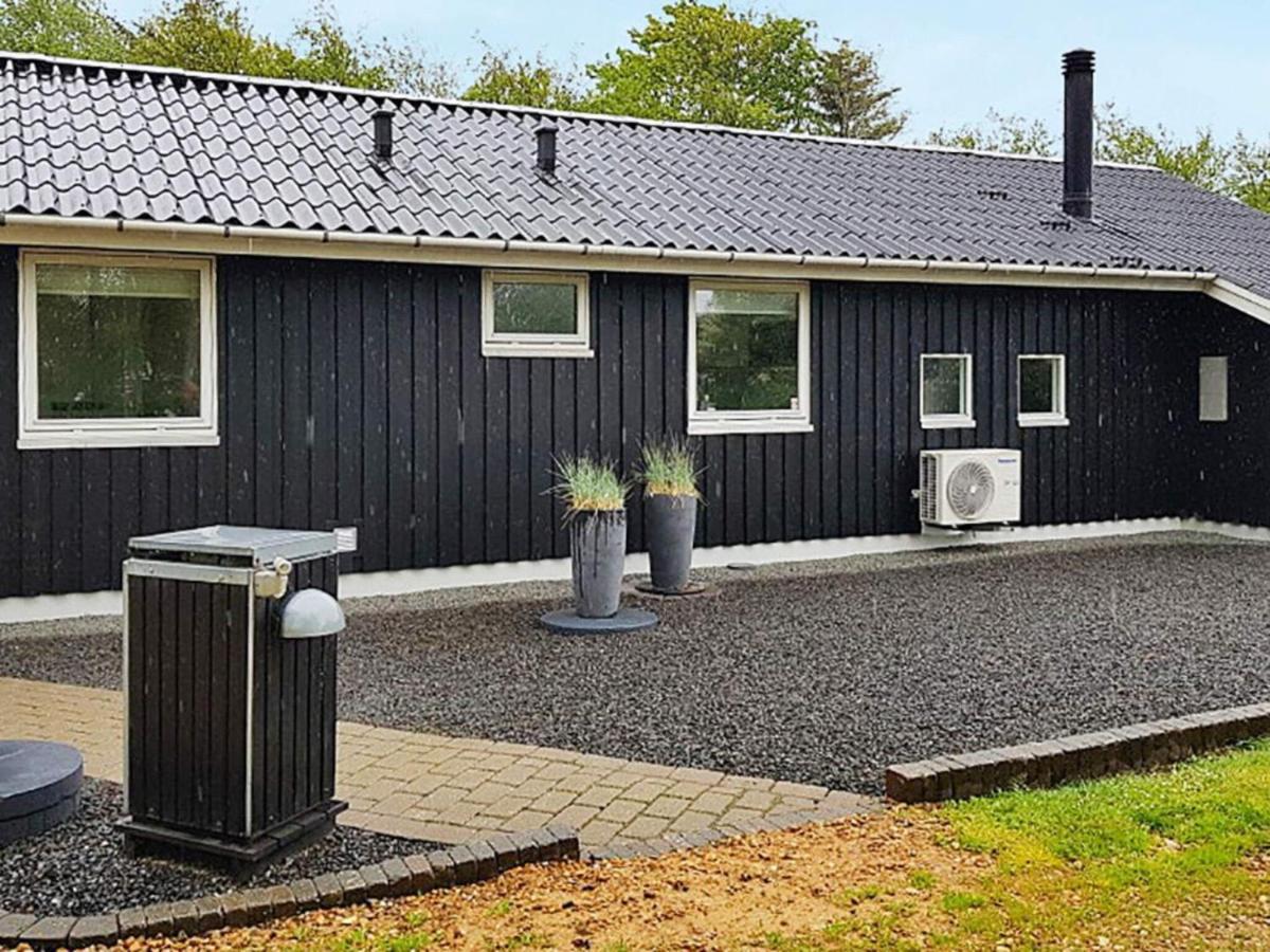 6 Person Holiday Home In Hemmet Eksteriør bilde