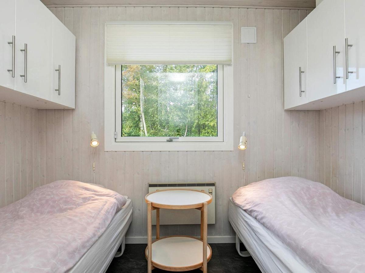 6 Person Holiday Home In Hemmet Eksteriør bilde